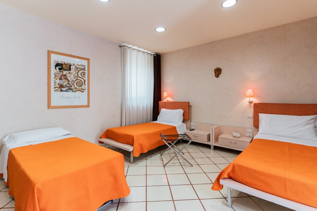 Camera Family Hotel Principe daragona10